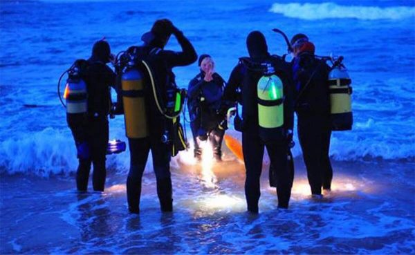 Buceo nocturno. Buceo en Tarragona
